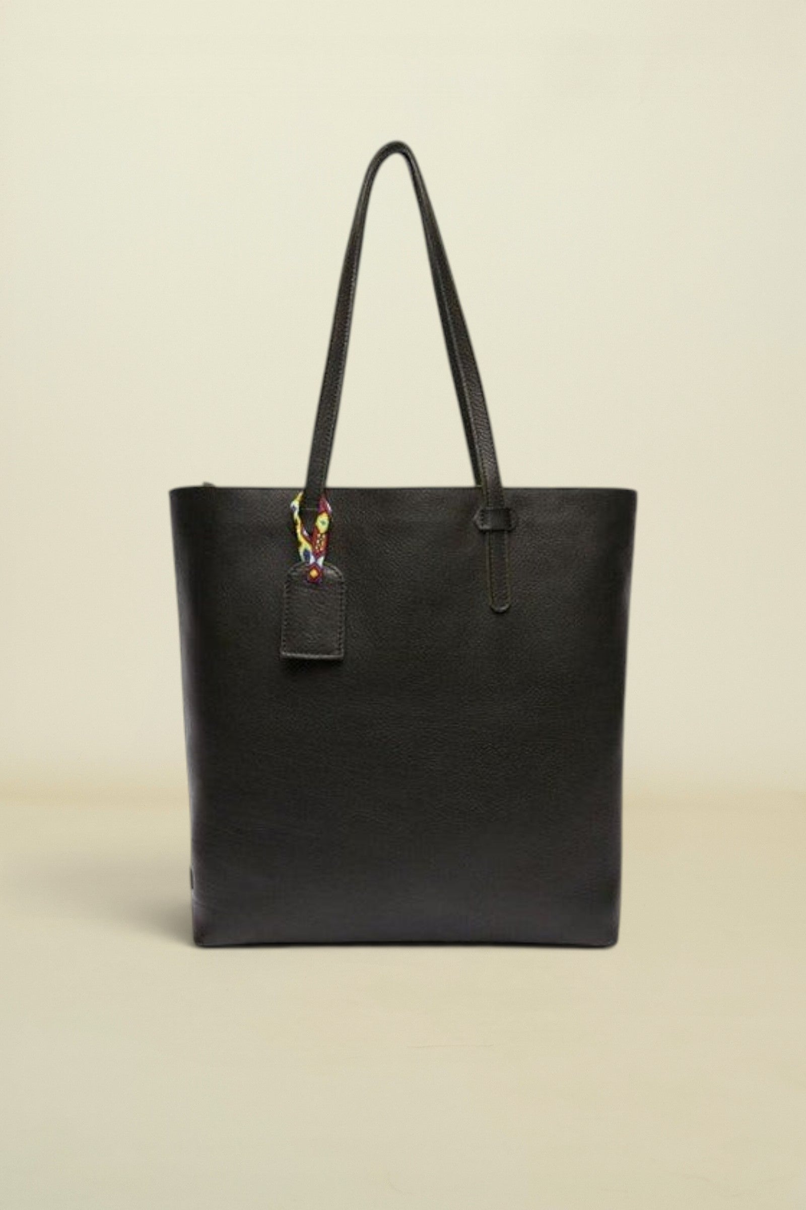 Consuela Evie Market Tote front view of bag with black bag charm