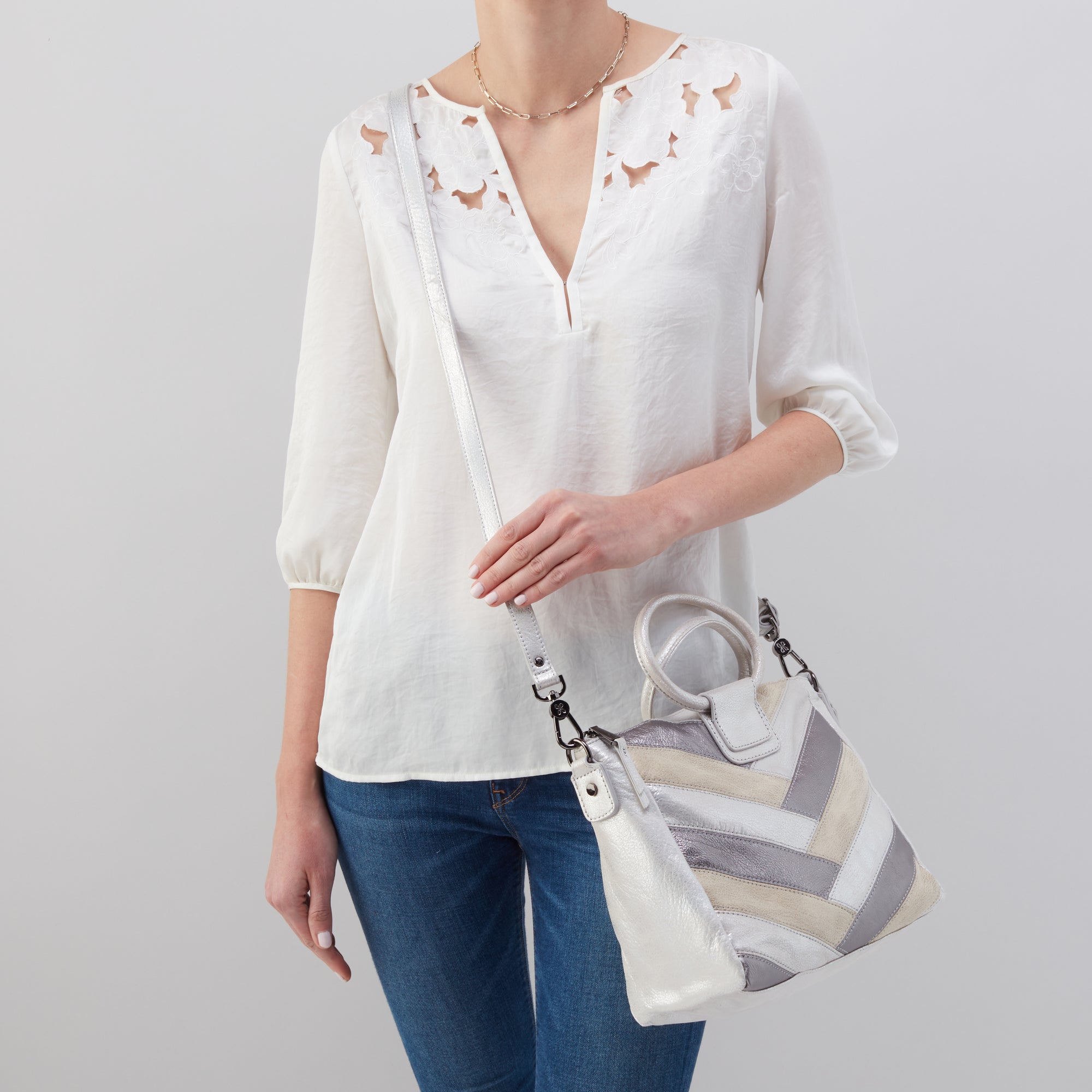 Hobo Sheila Medium in Silver Patchwork