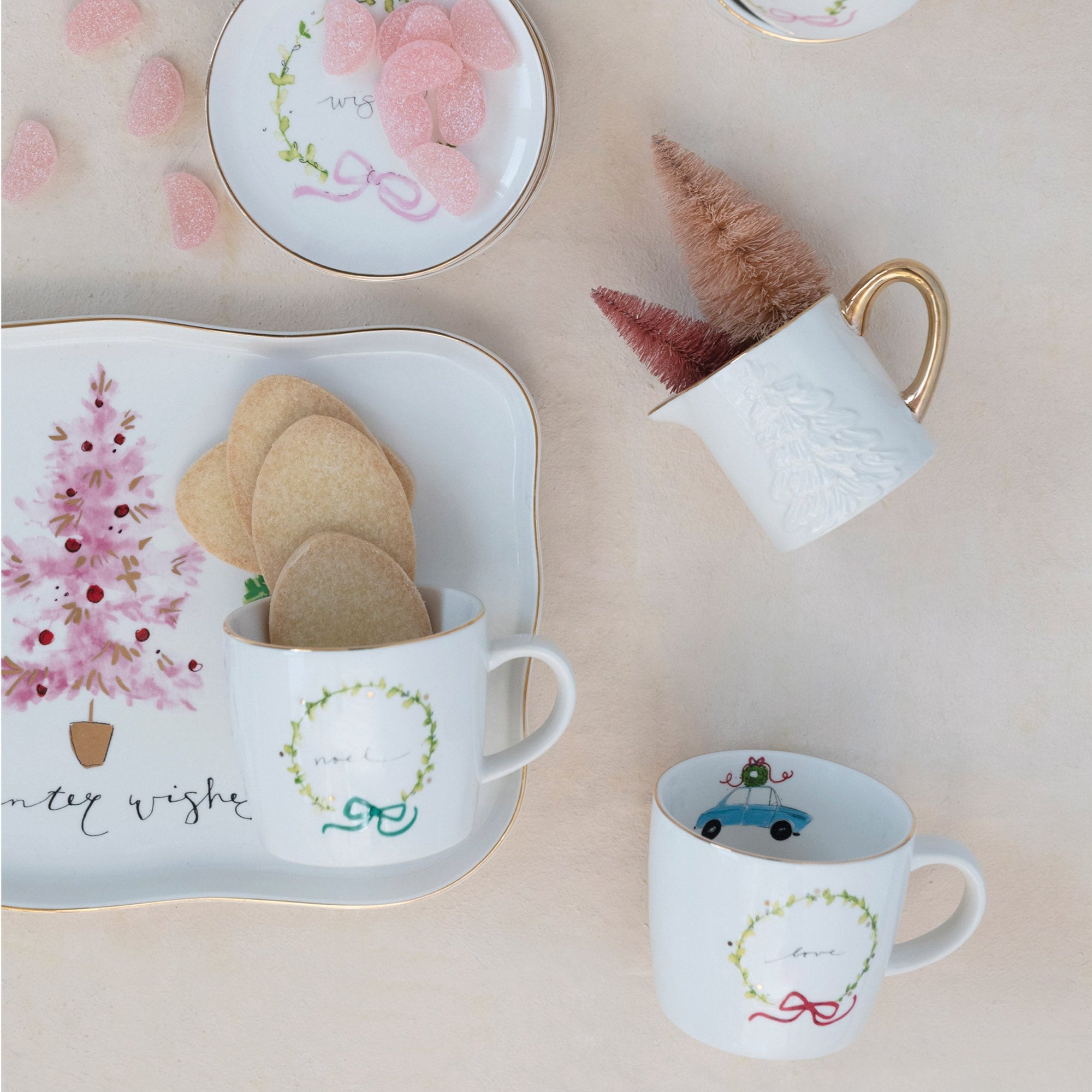 Noel Holiday Wreath Mug