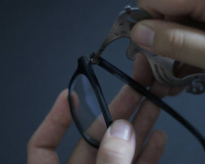 PocketMonkey® multi-tool from Zootility has 21 functions - depending on the model - and fits in your wallet, so it's always there when you need it. From opening bottles to adjusting screws, PocketMonkey multi-tool helps you conquer life's everyday tasks. And it's even TSA-compliant, so you can take it with you whenever you fly.  Made in the USA from heat-treated stainless steel, PocketMonkey multi-tool won't bend, break, or rust.