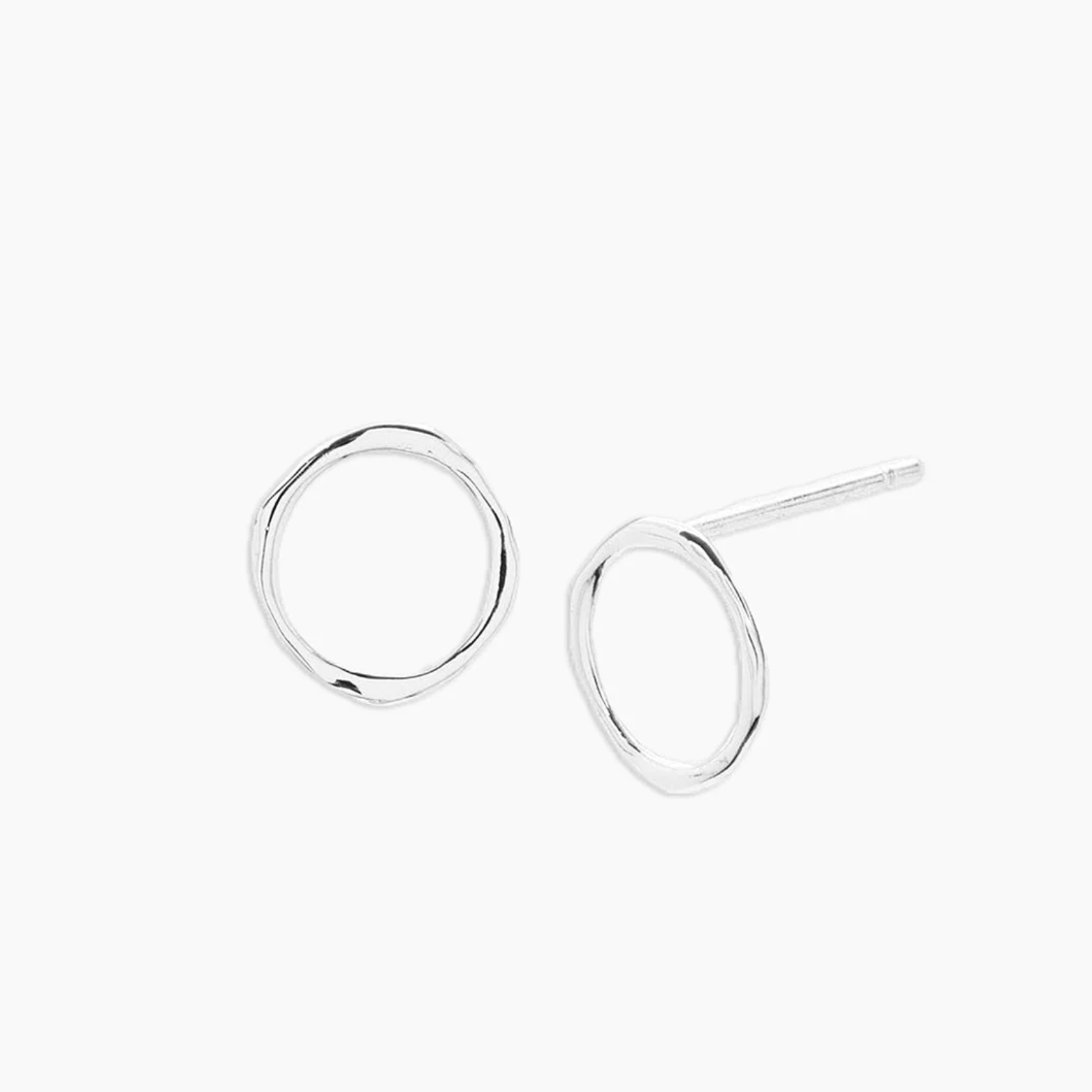 Quinn Delicate Studs Silver
